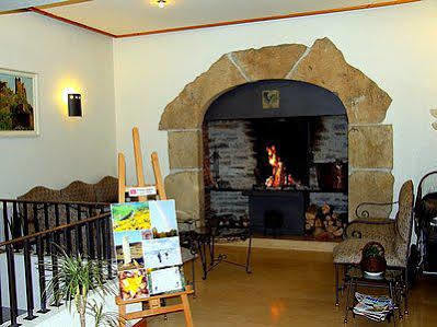 Les Chemins Francis - Modern Hotel Bagnols-les-Bains ภายนอก รูปภาพ